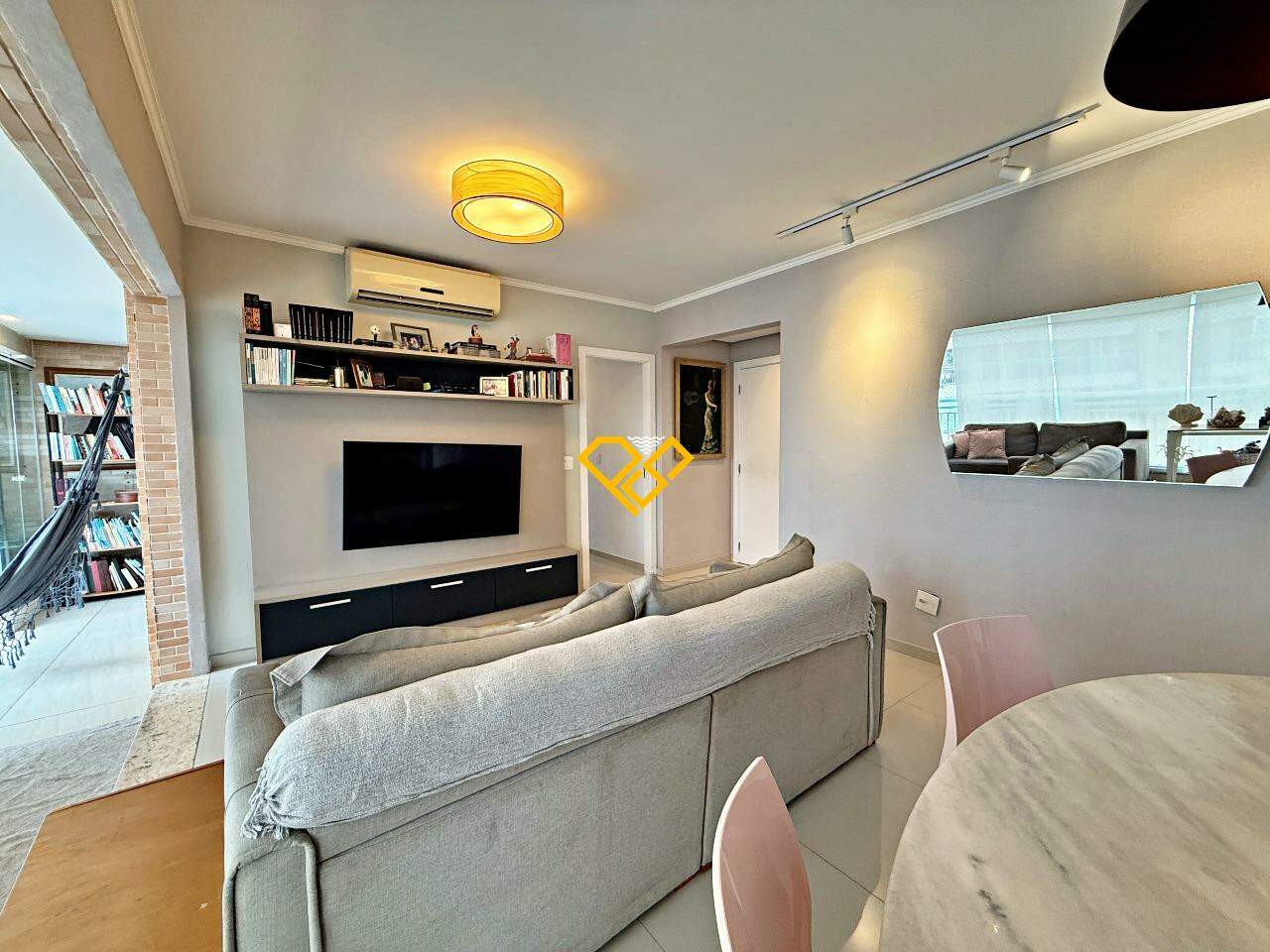 Apartamento à venda no Gonzaga: Sala