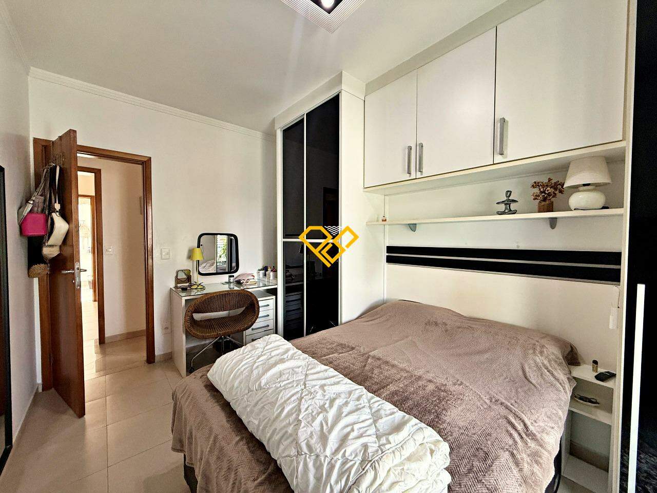 Apartamento à venda no Embaré: Dormitório 3