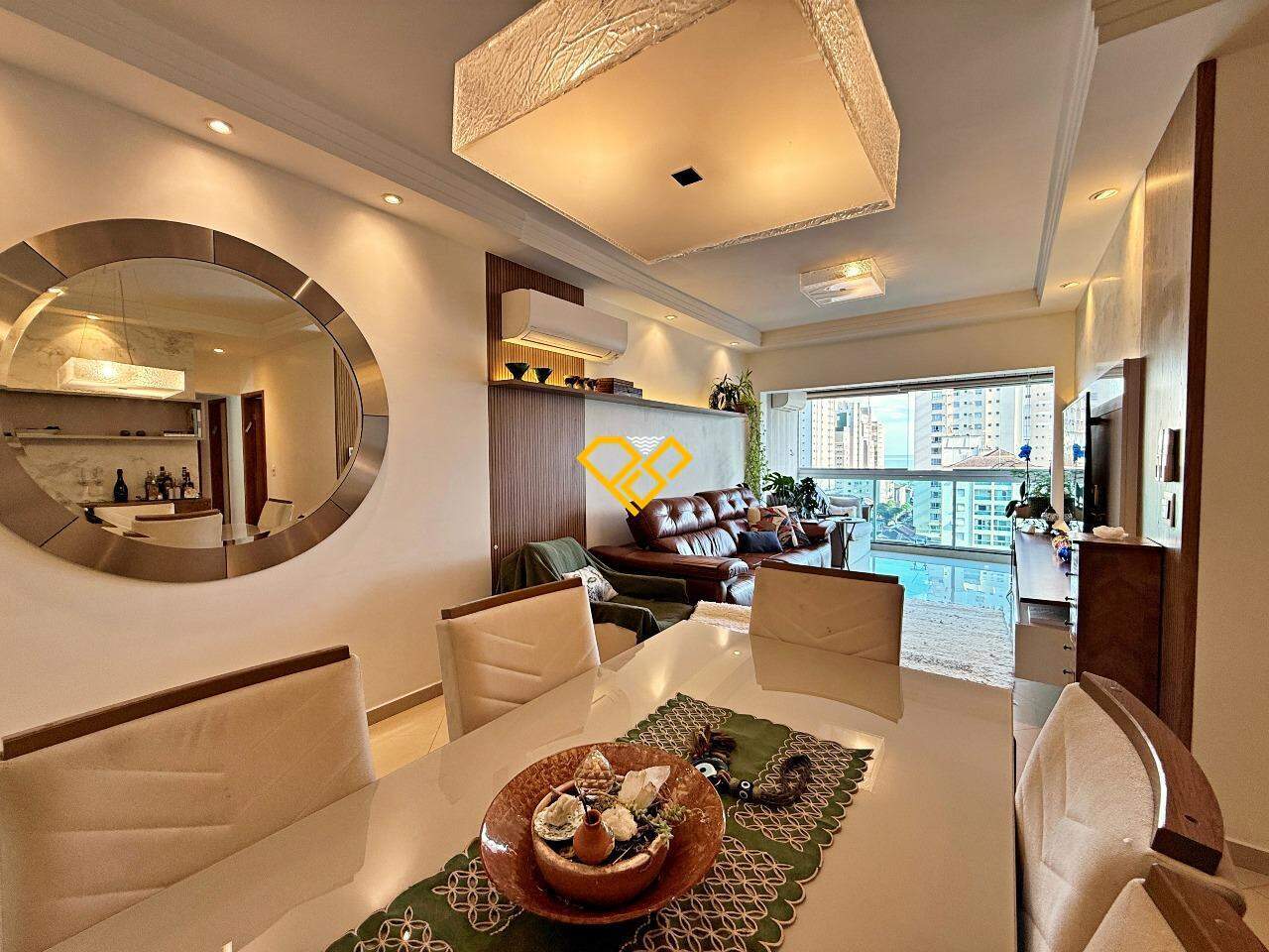 Apartamento à venda no Embaré: Sala