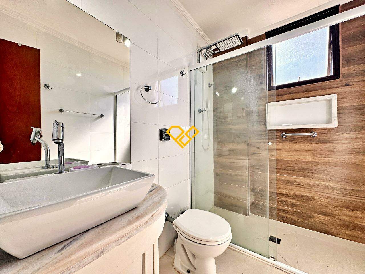 Apartamento para aluguel no Gonzaga: Wc suíte 1