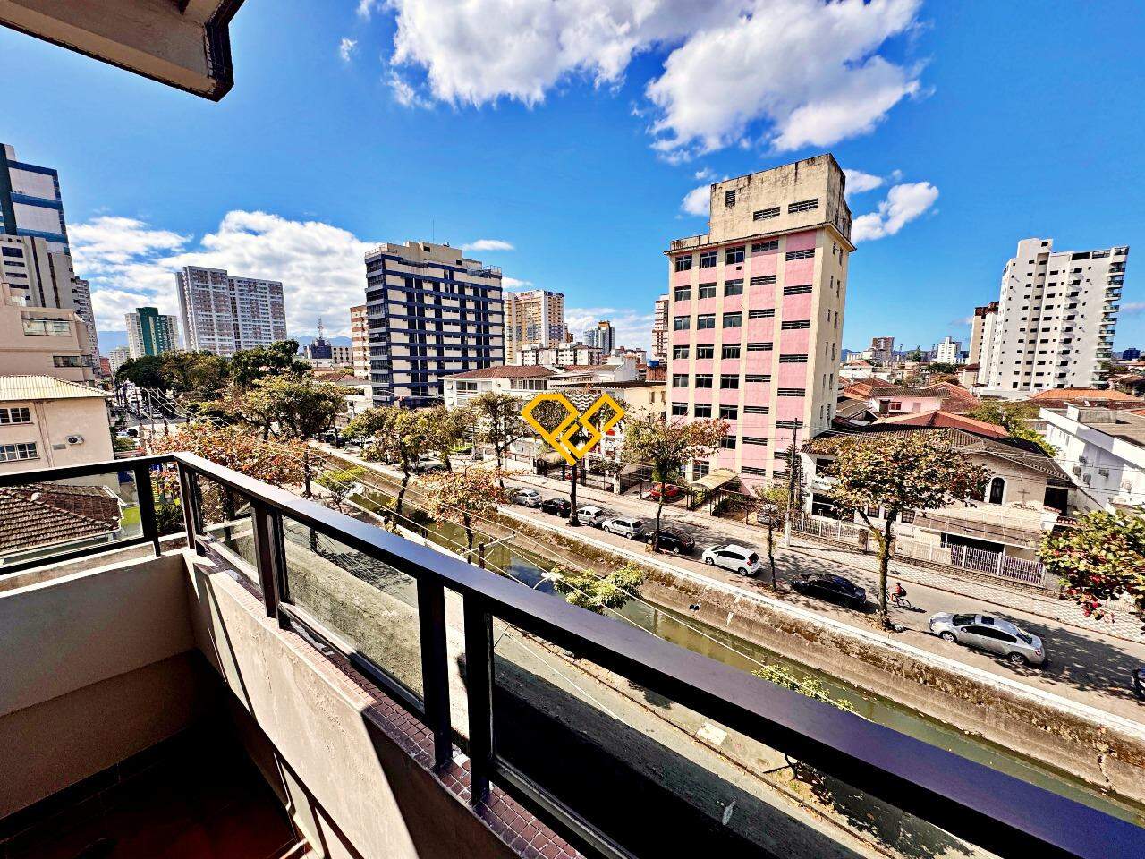 Apartamento para aluguel no Gonzaga: Varanda