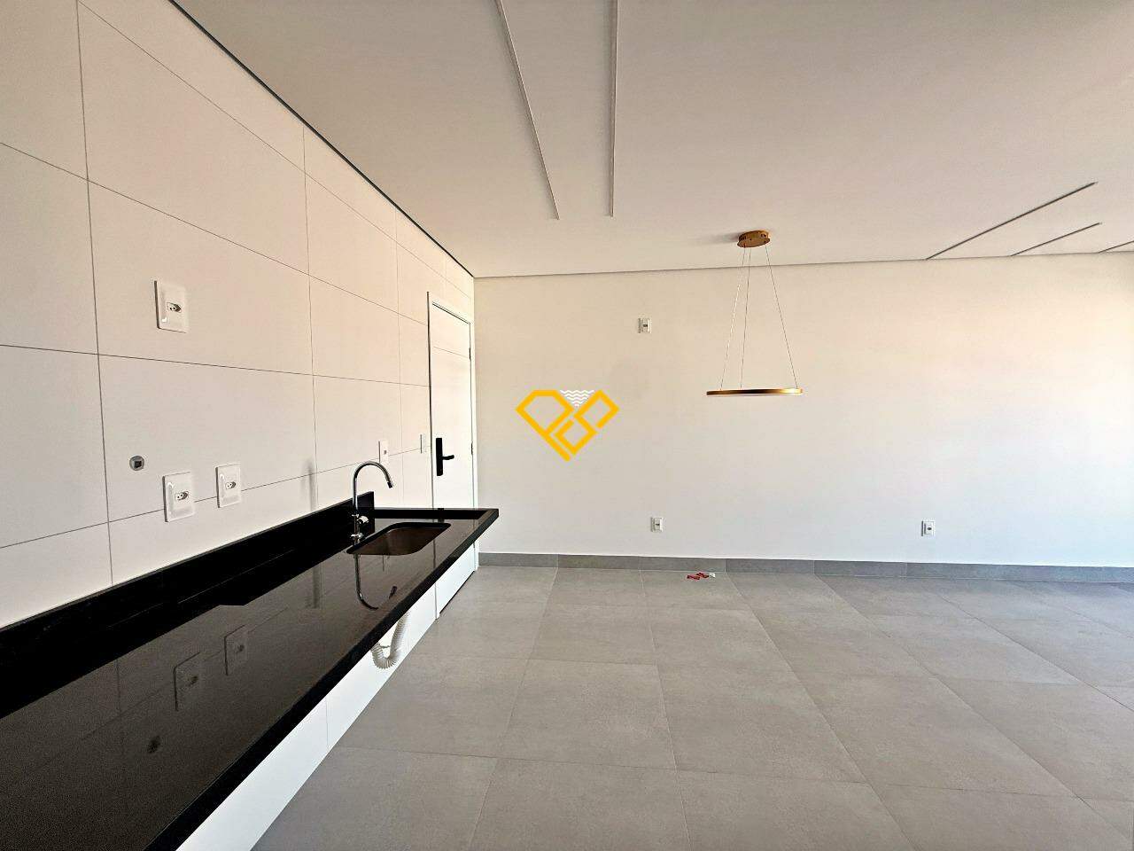 Apartamento para aluguel no Macuco: Cozinha