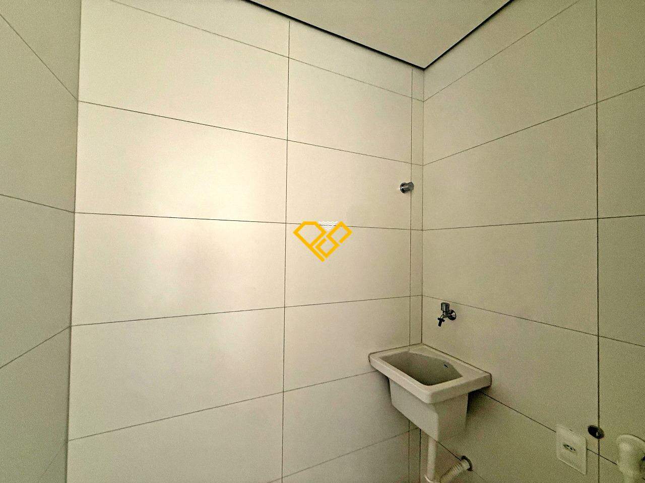 Apartamento para aluguel no Macuco: Área de serviço