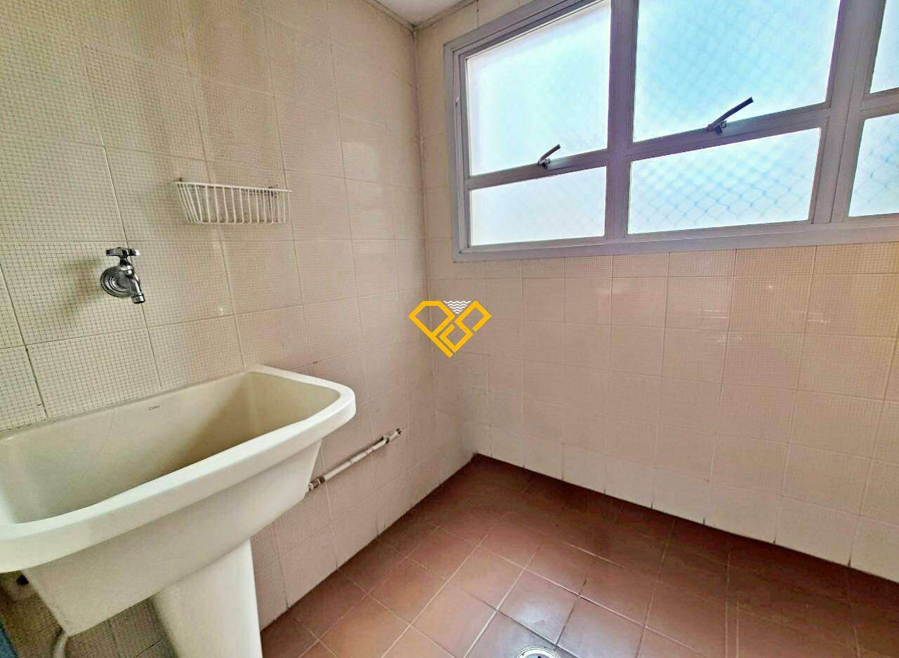 Apartamento à venda no José Menino: Área de serviço