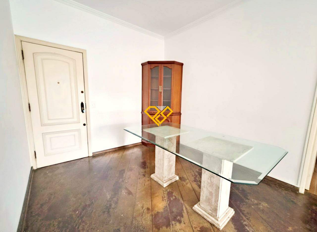 Apartamento à venda no José Menino: Sala