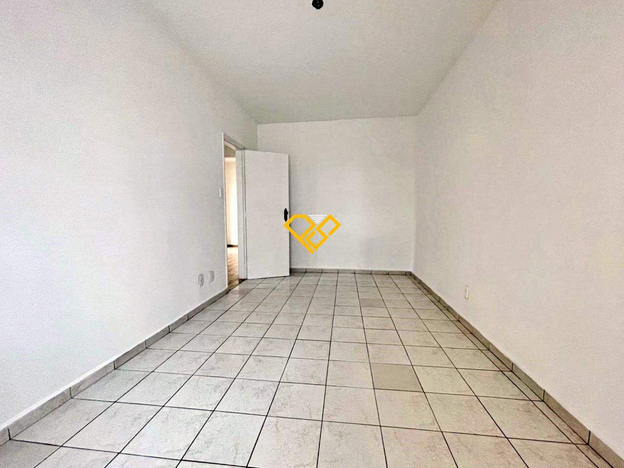 Apartamento para aluguel no Embaré: Dormitório 2