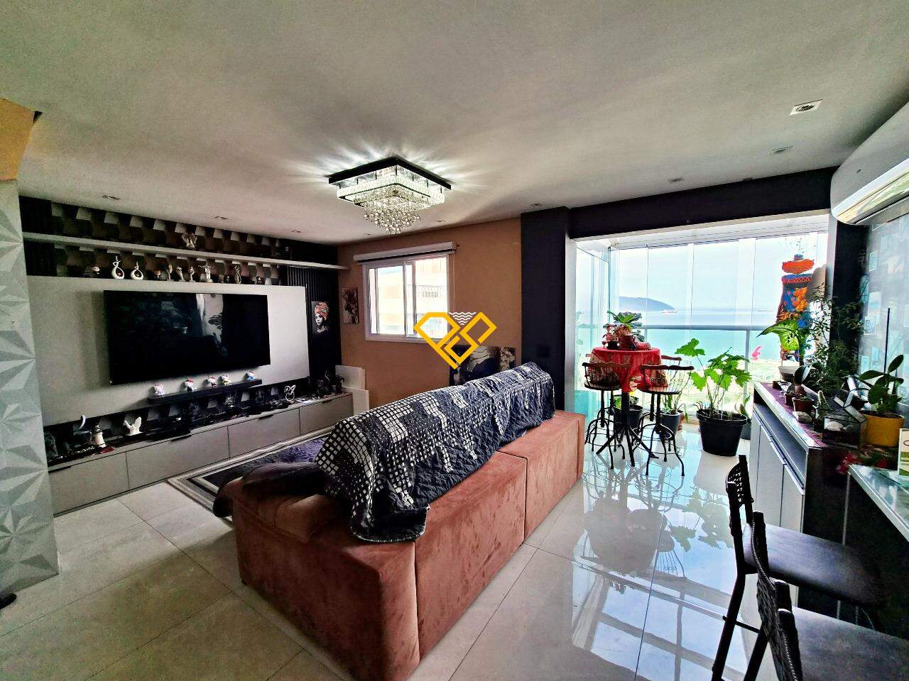 Apartamento Duplex à venda no José Menino: Sala