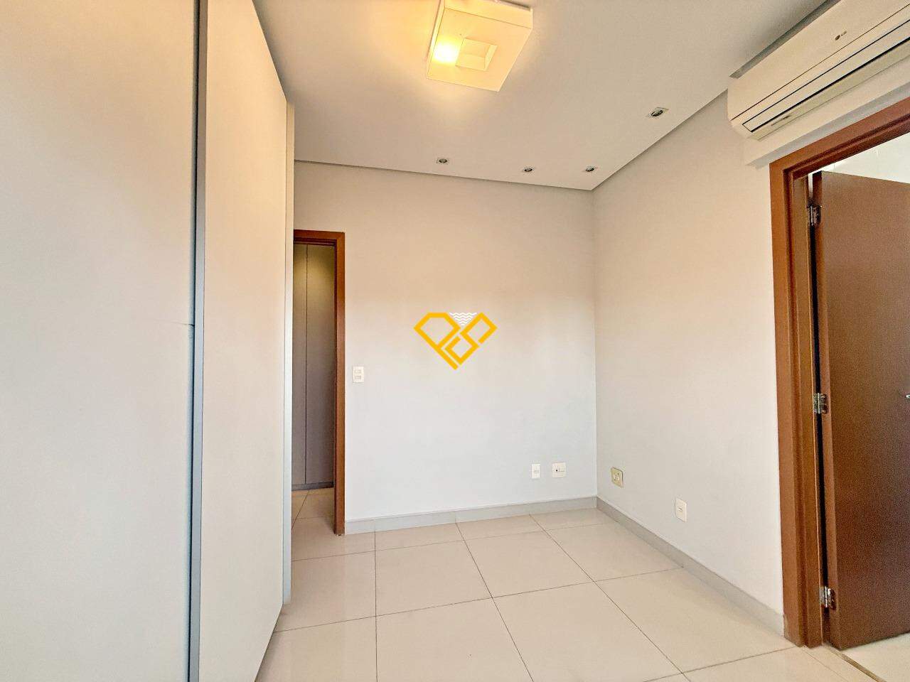 Apartamento à venda no Gonzaga: Suíte 1