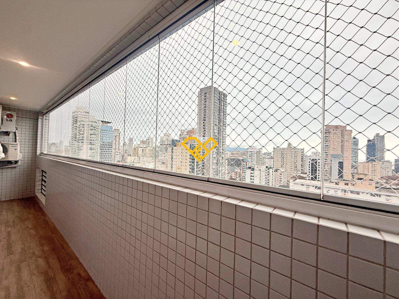 Apartamento à venda no Gonzaga: Varanda