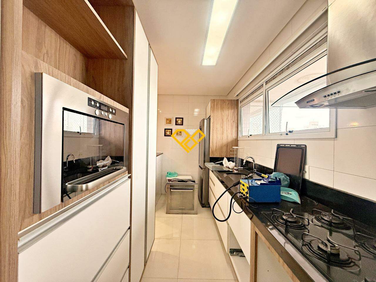 Apartamento à venda no Gonzaga: Cozinha