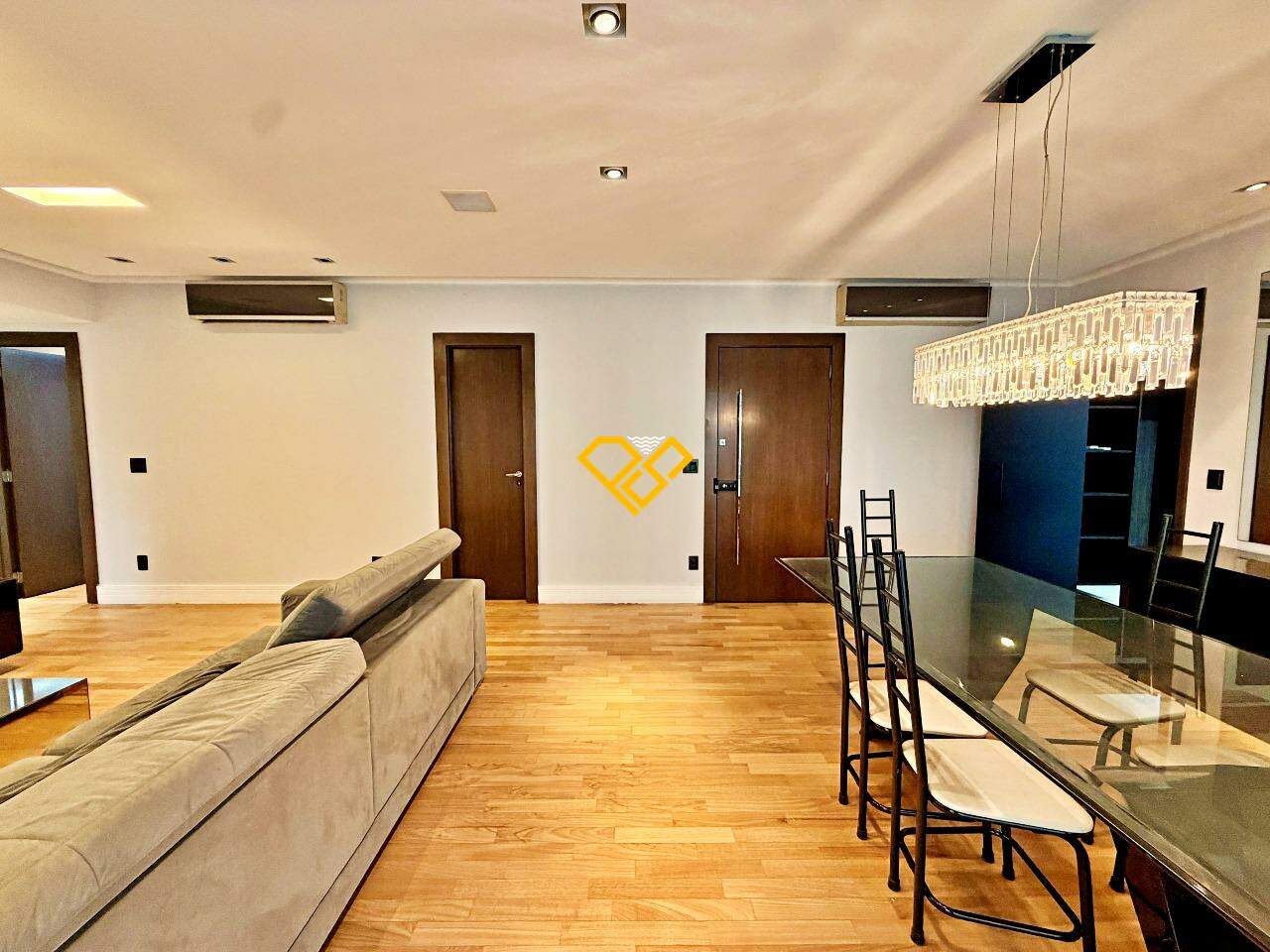 Apartamento para aluguel no Embaré: Sala