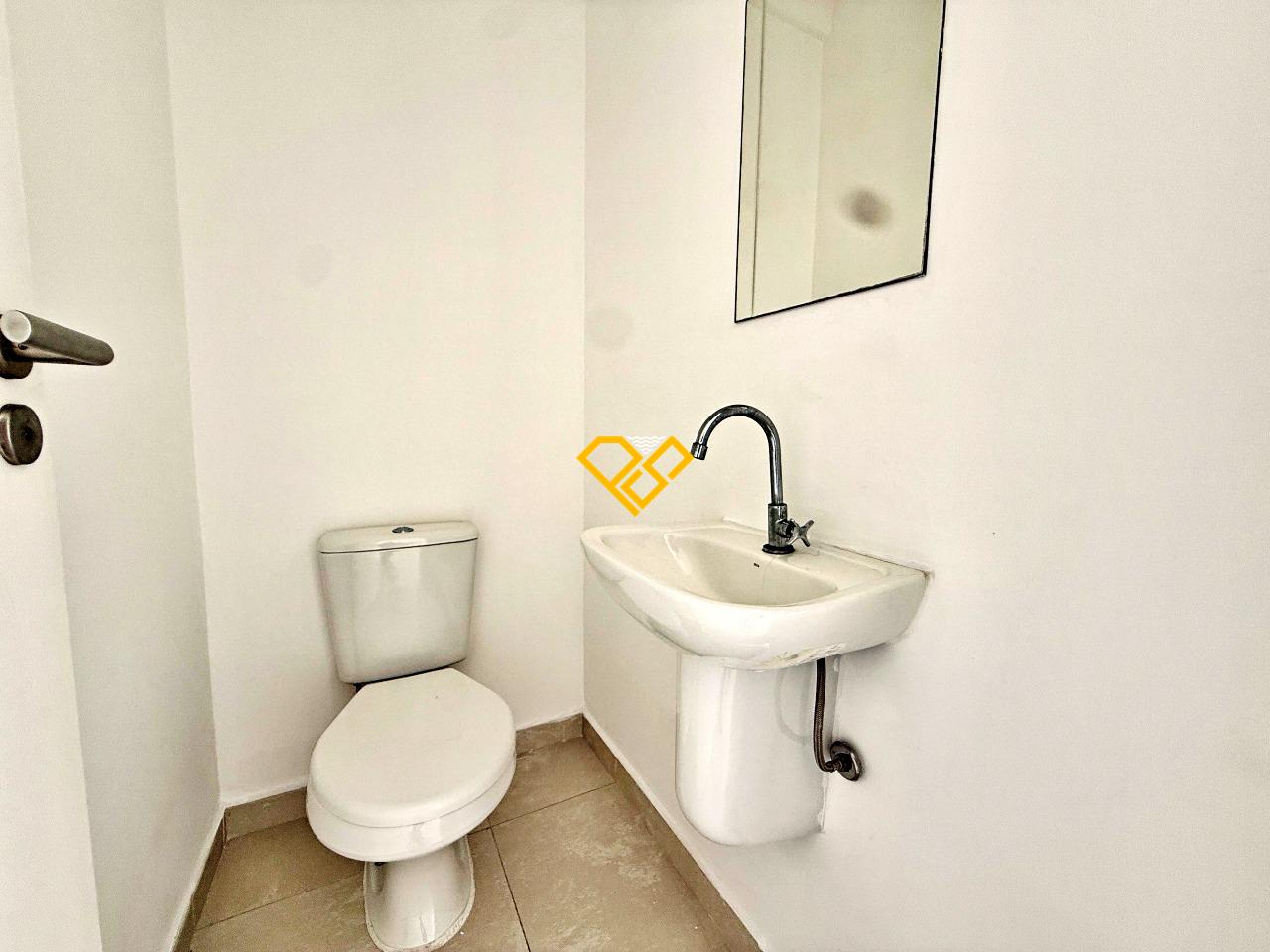 Apartamento à venda no Ponta da Praia: Lavabo