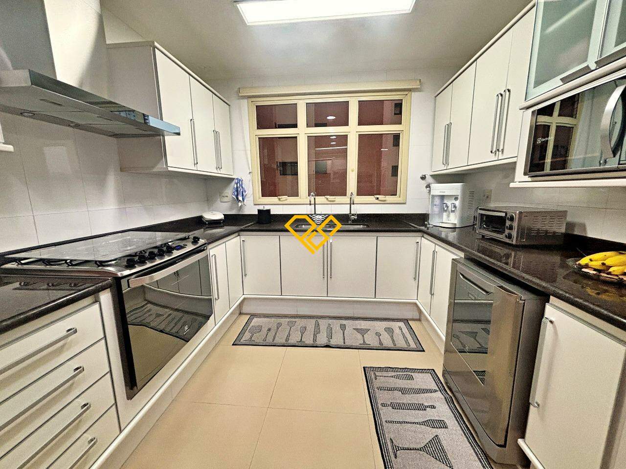 Apartamento à venda no Embaré: Cozinha