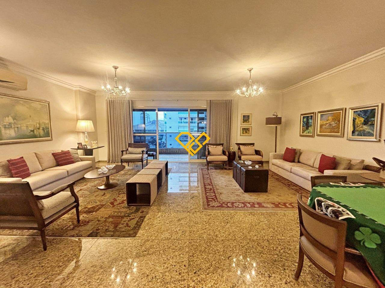 Apartamento à venda no Embaré: Sala