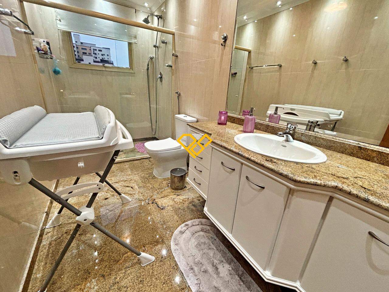 Apartamento à venda no Embaré: Wc suíte 4