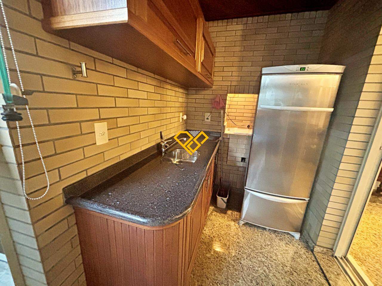 Apartamento à venda no Embaré: Varanda