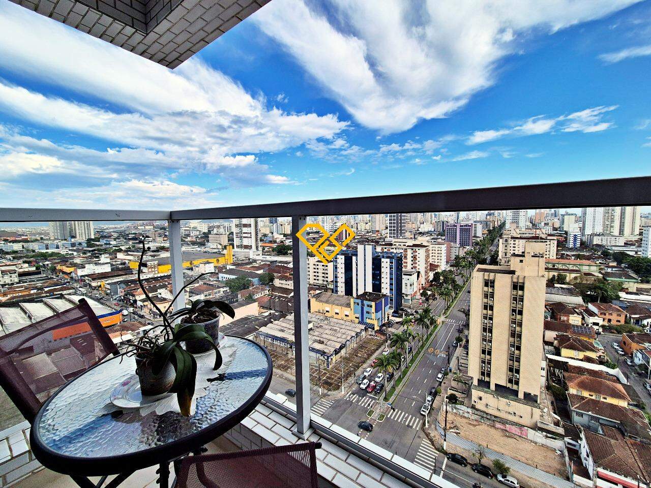 Apartamento à venda no Vila Mathias: Varanda