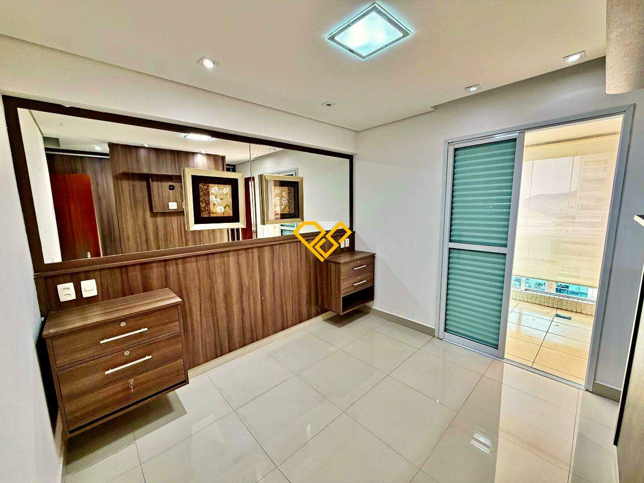 Apartamento para aluguel no Ponta da Praia: Suíte 3