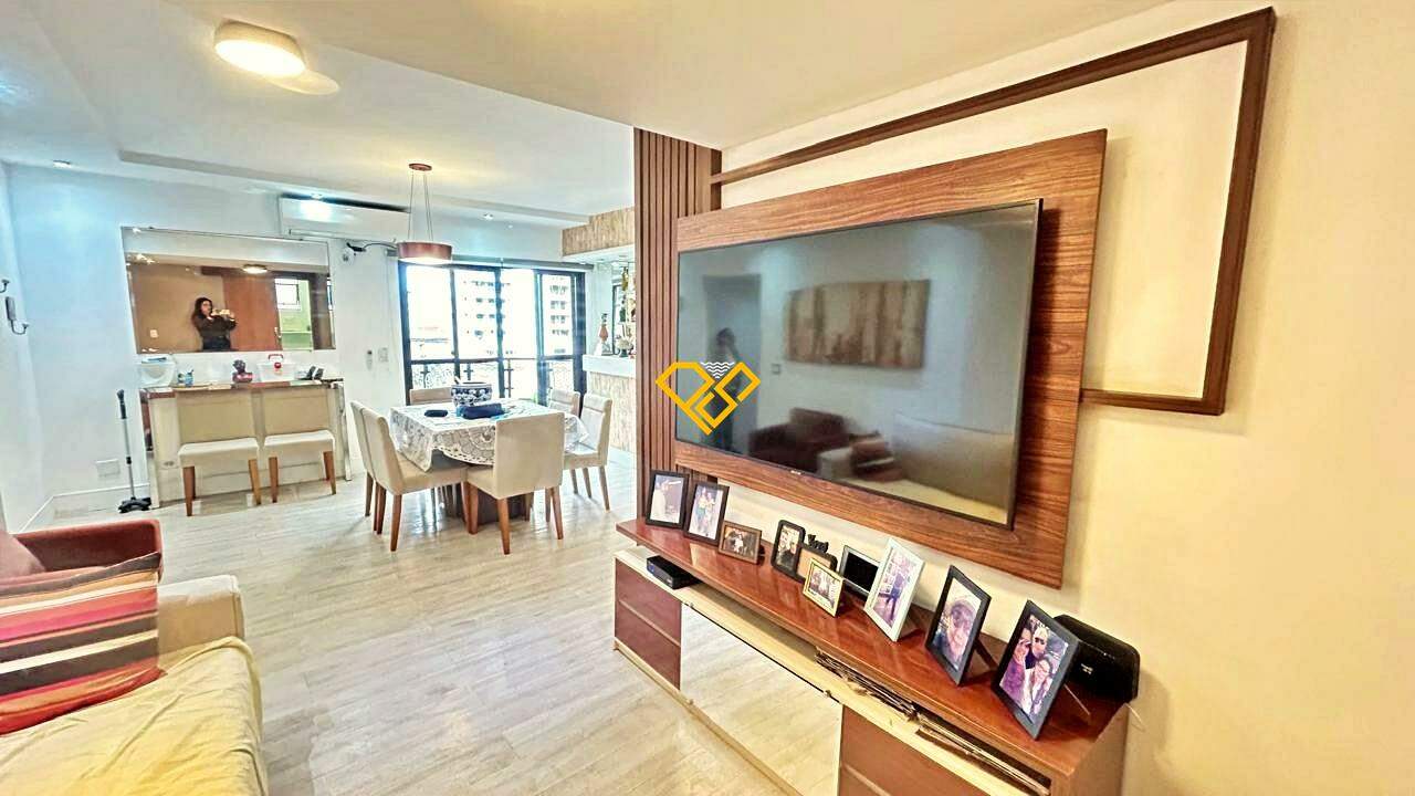 Apartamento à venda no Ponta da Praia: Sala