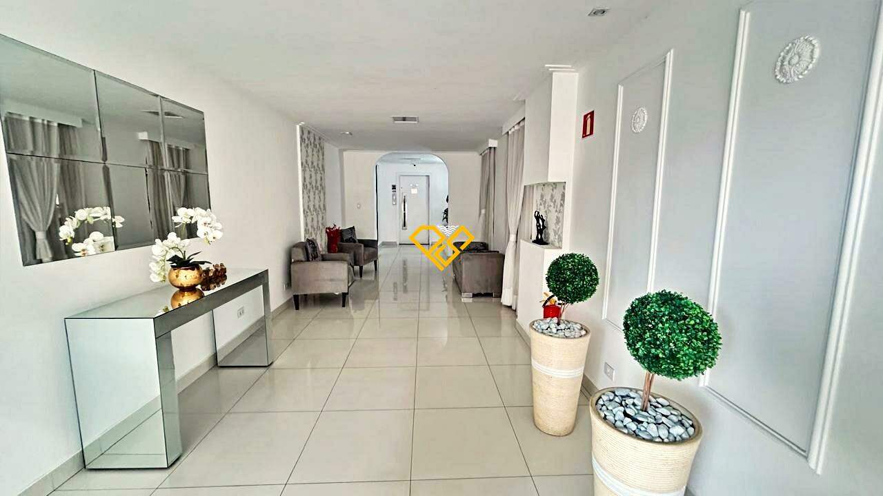 Apartamento à venda no Ponta da Praia: Área social do condomínio