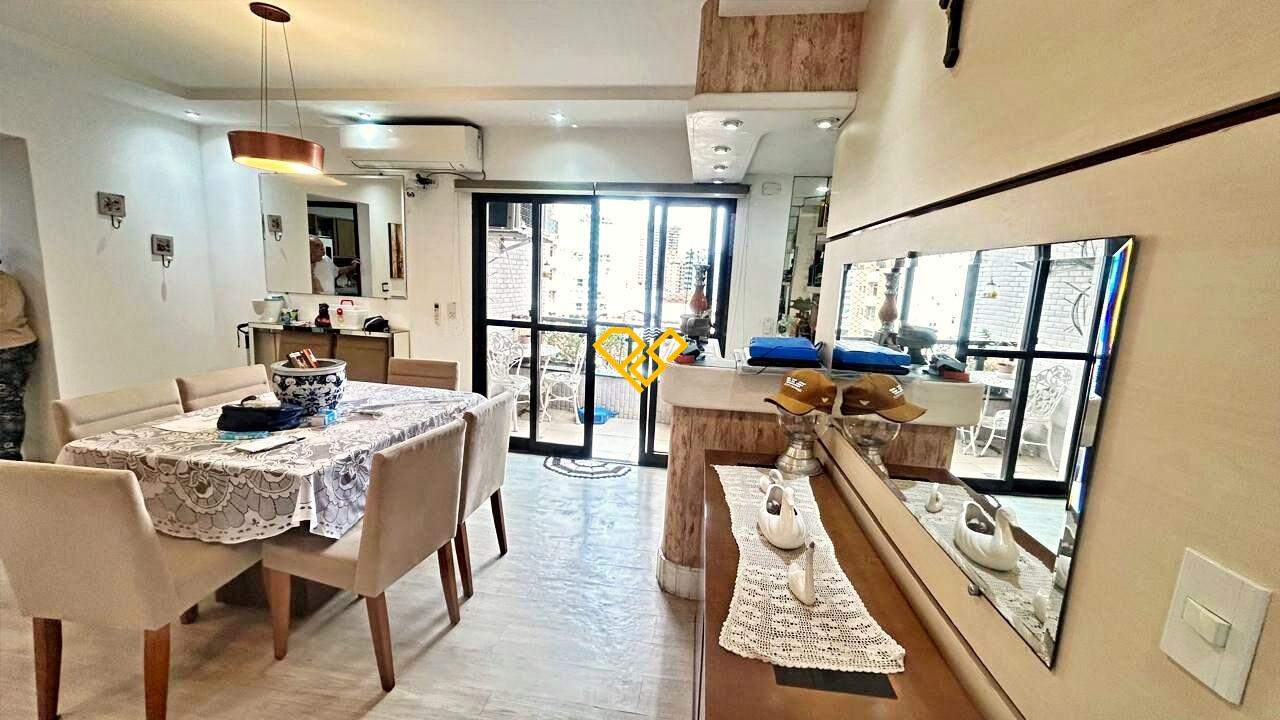 Apartamento à venda no Ponta da Praia: Sala