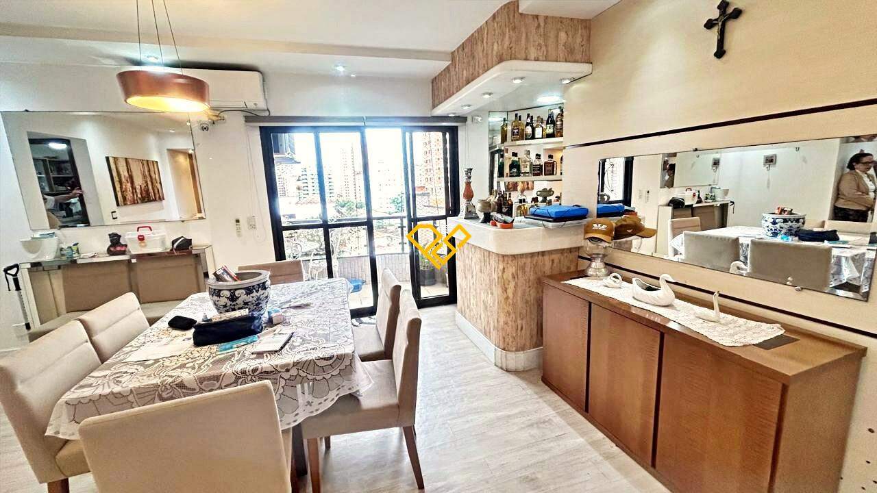 Apartamento à venda no Ponta da Praia: Sala