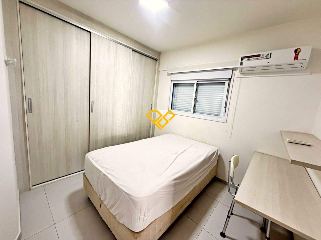 Apartamento para aluguel no Ponta da Praia: Suíte 2