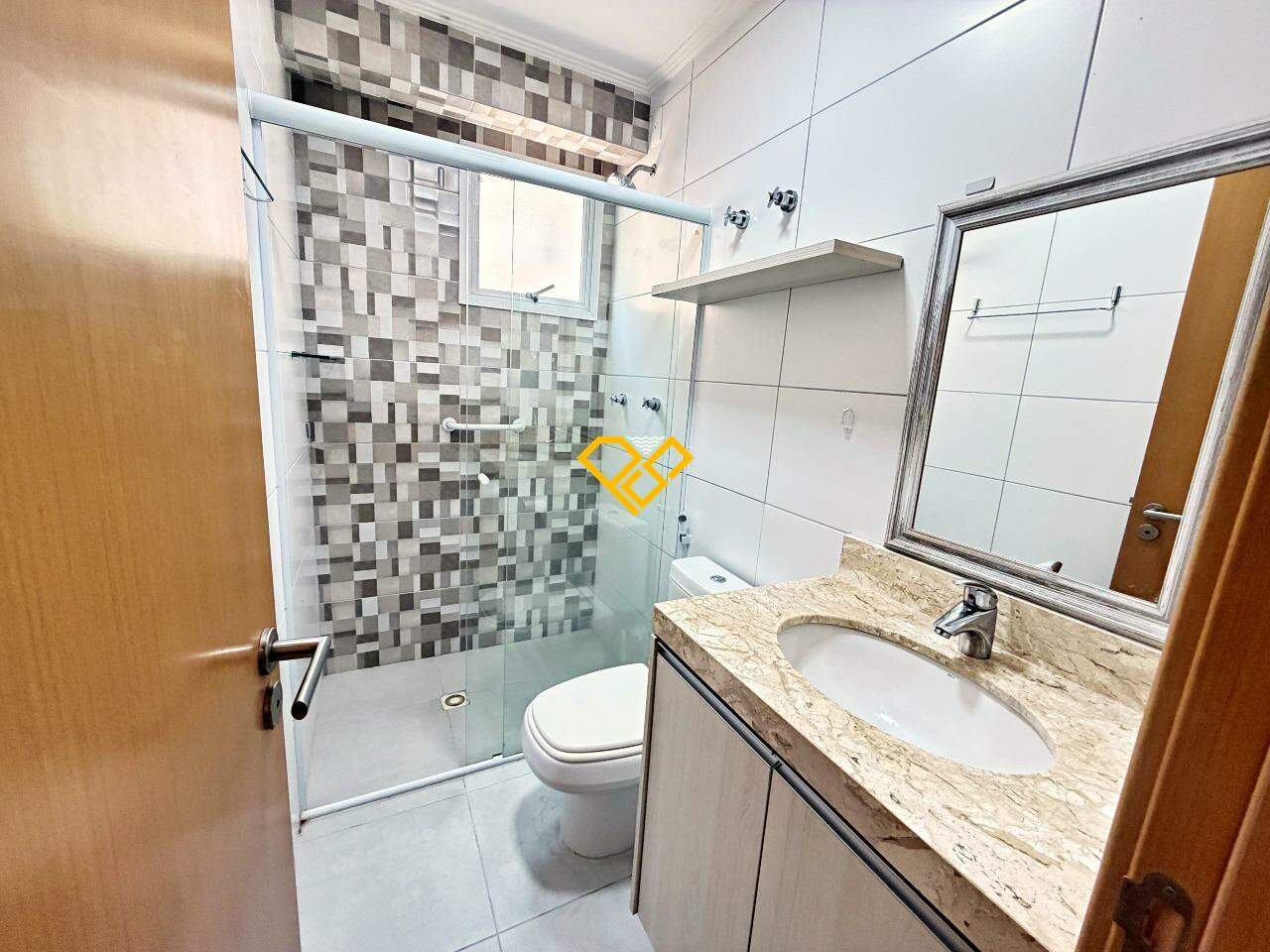 Apartamento para aluguel no Ponta da Praia: Wc suíte 2