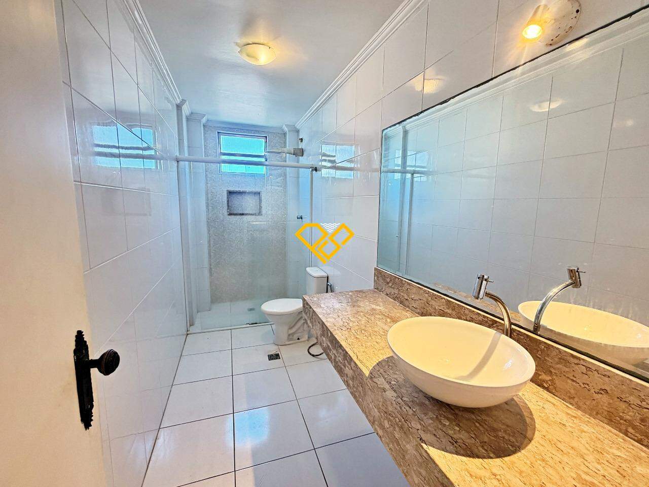 Apartamento para aluguel no Ponta da Praia: Wc social
