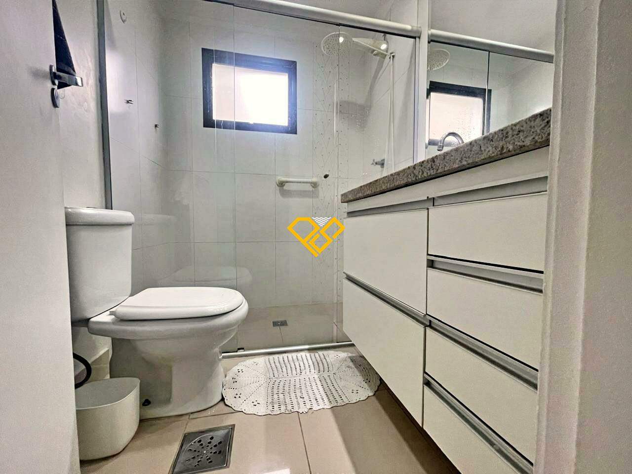 Apartamento para aluguel no Boqueirão: Wc social
