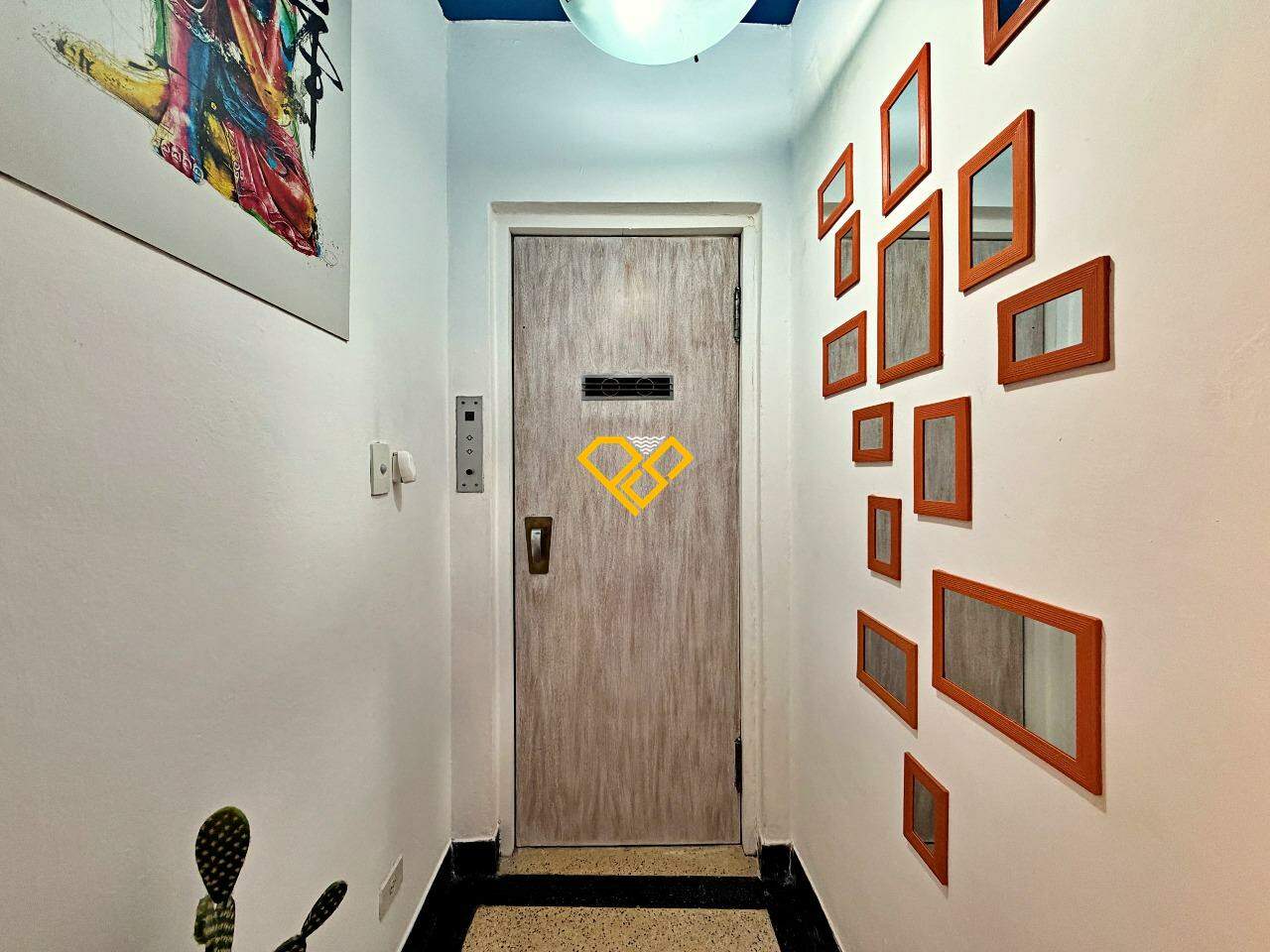 Apartamento à venda no Boqueirão: Elevador privativo