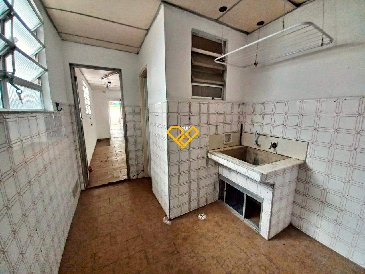 Sobrado à venda no Vila Belmiro: Área de serviço