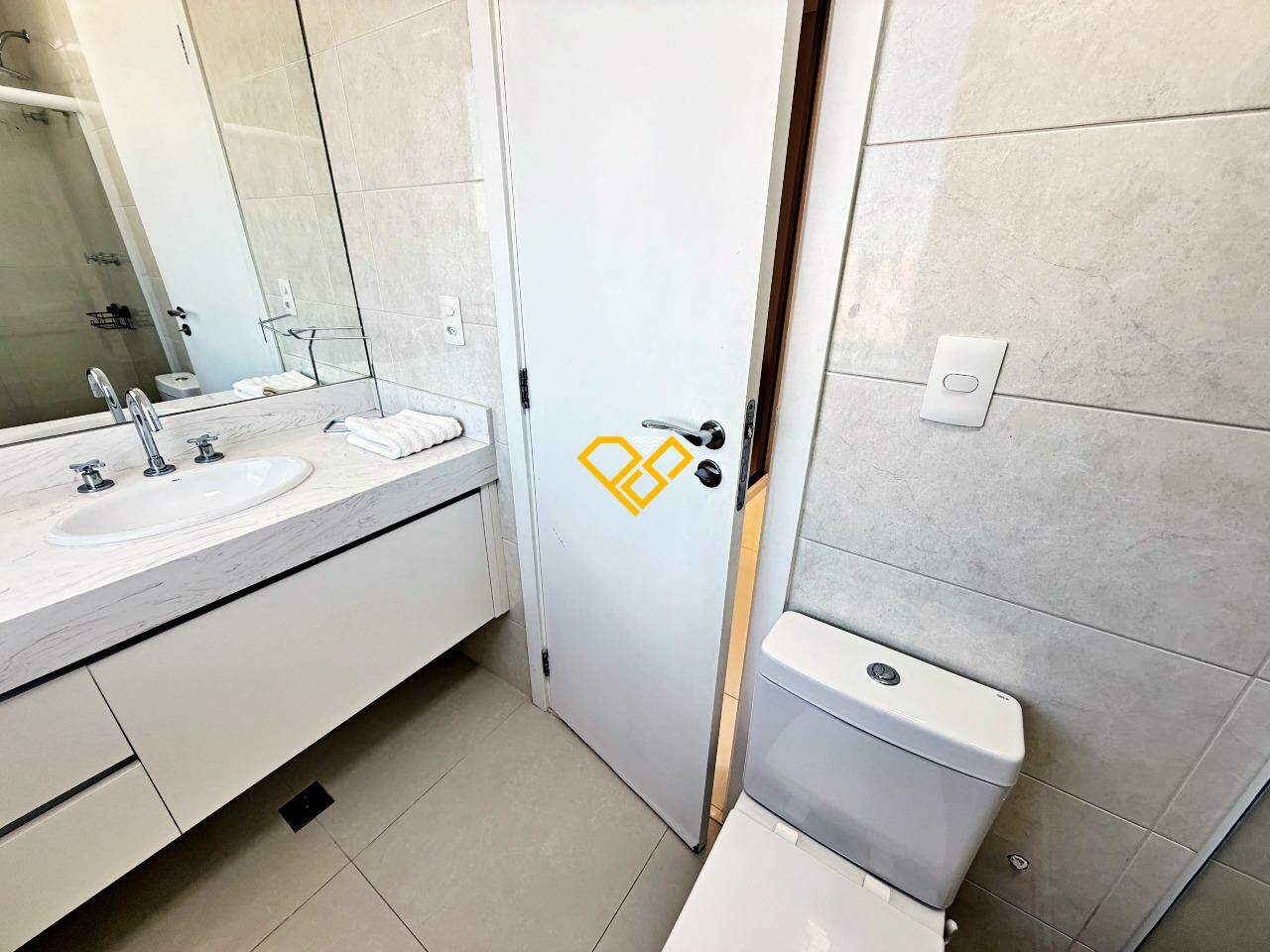 Apartamento para aluguel no Aparecida: Wc suíte