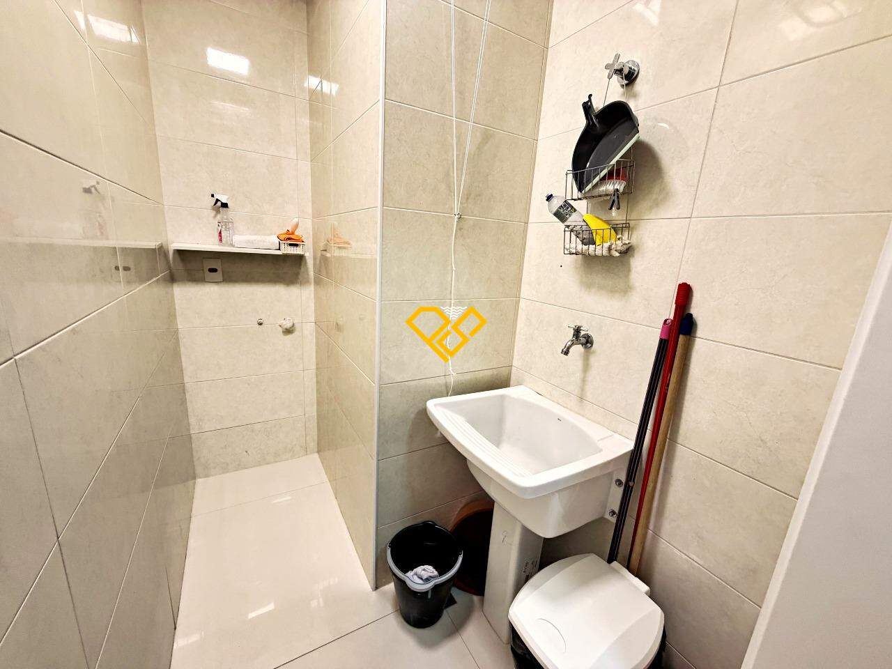 Apartamento para aluguel no Aparecida: Área de serviço