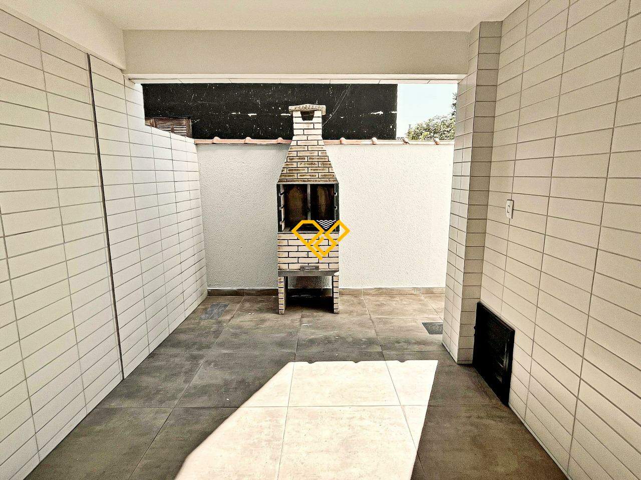 Casa à venda no Macuco: Churrasqueira privativa