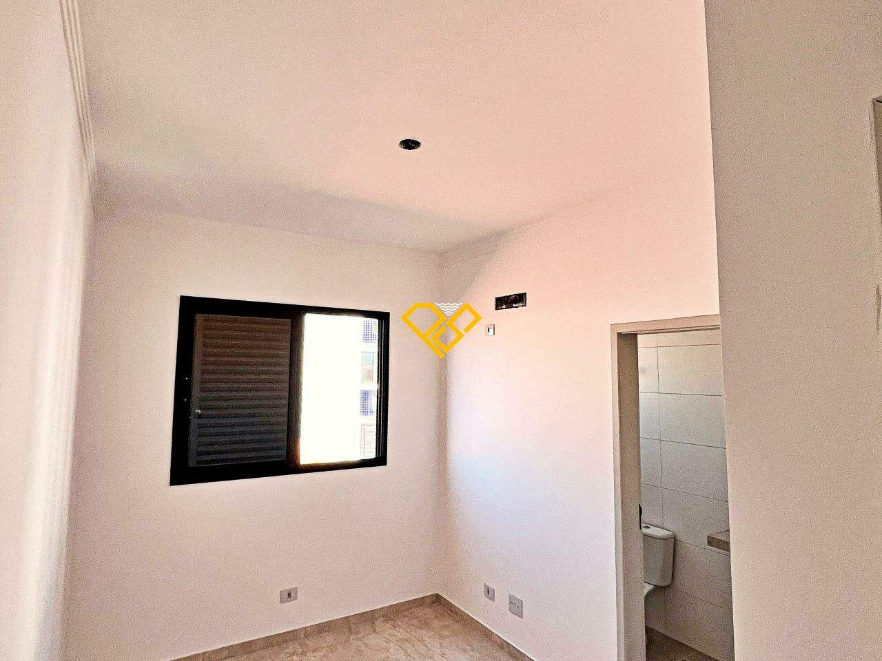 Casa à venda no Macuco: Suíte 1