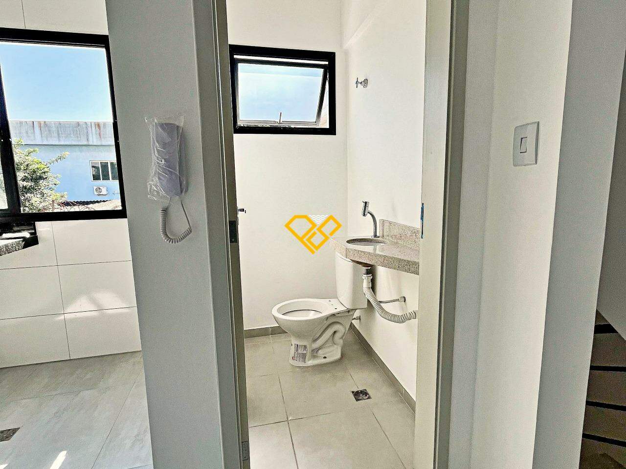 Casa à venda no Macuco: Lavabo