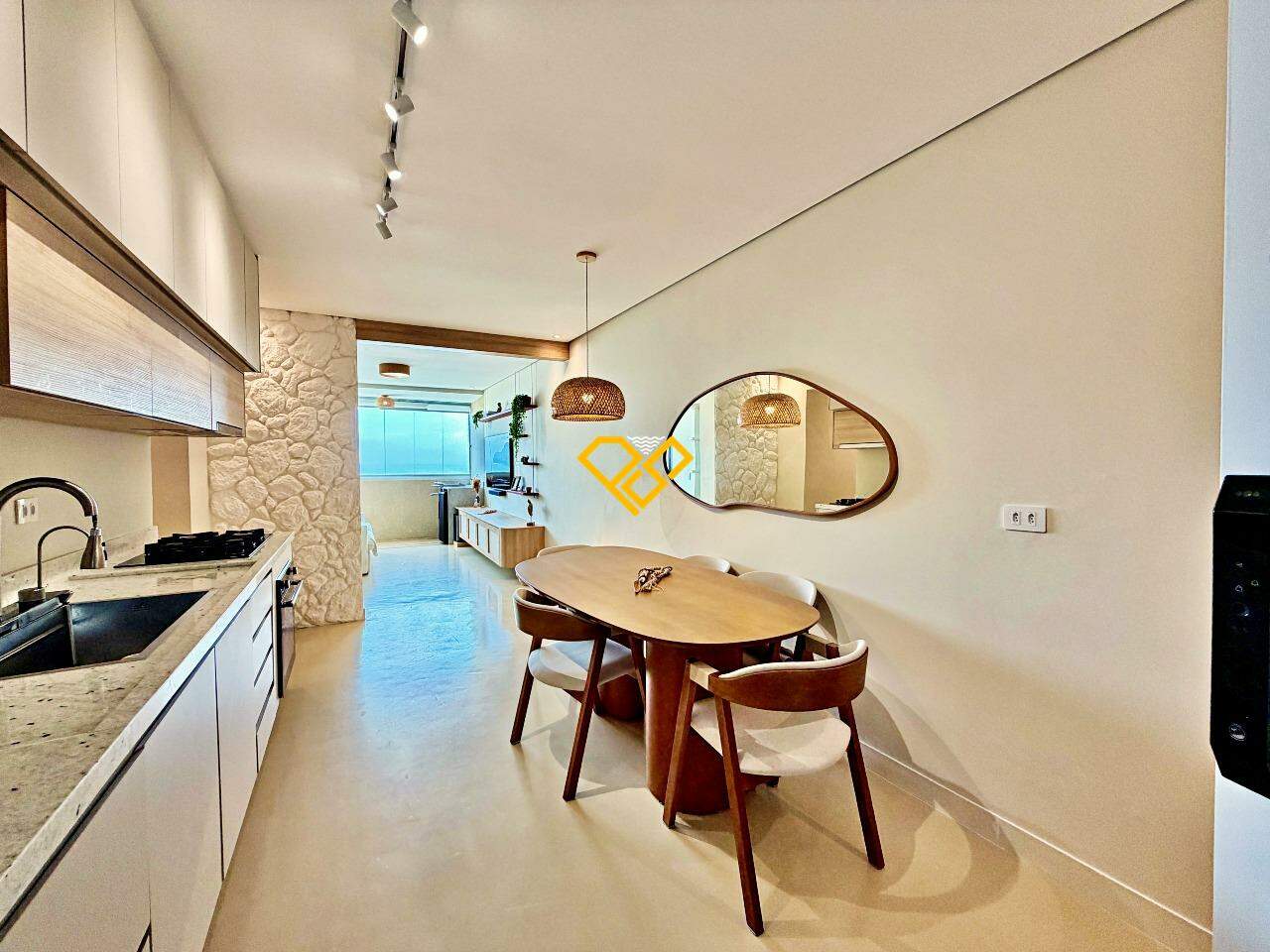 Apartamento à venda no Aparecida: Sala e cozinha