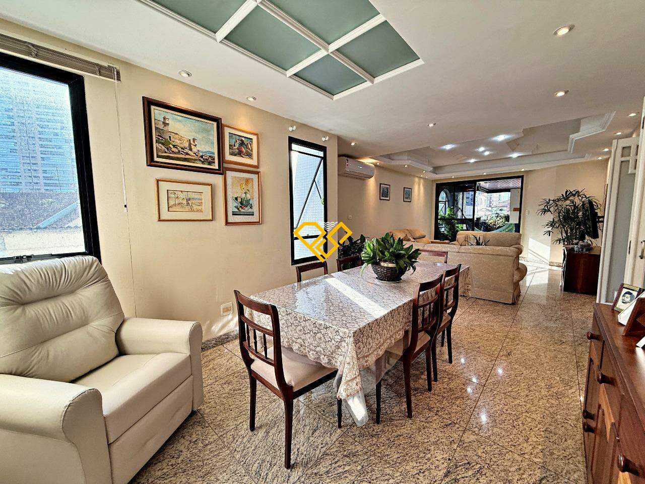 Apartamento à venda no Gonzaga: Sala
