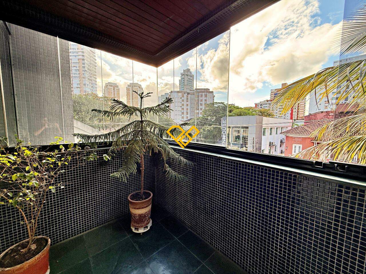 Apartamento à venda no Gonzaga: Varanda