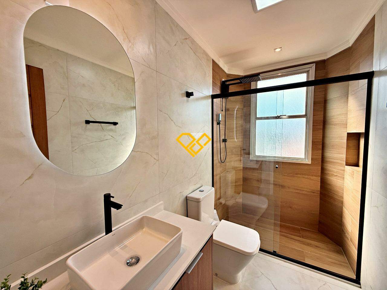 Apartamento à venda no Campo Grande: Wc social