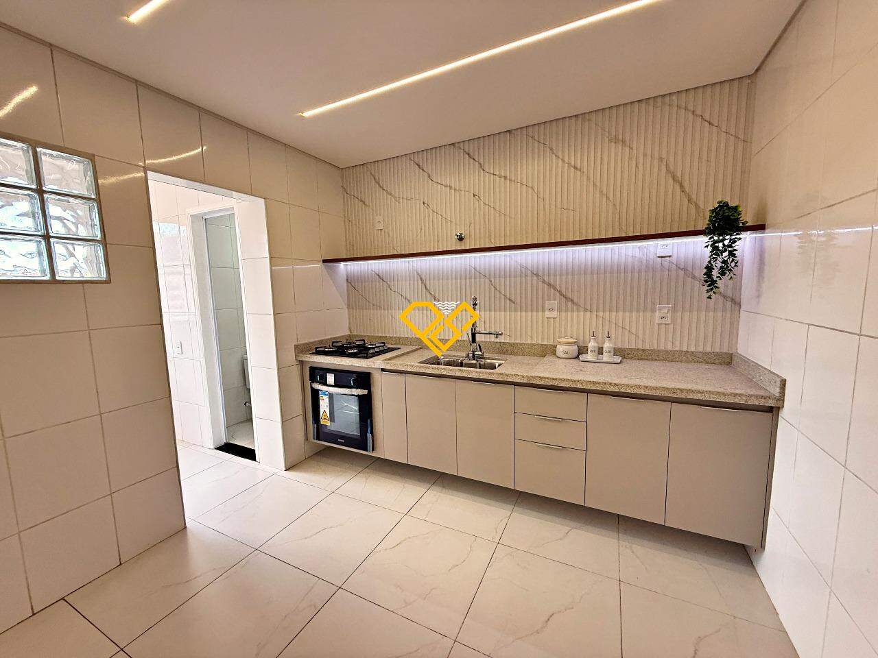 Apartamento à venda no Campo Grande: Cozinha
