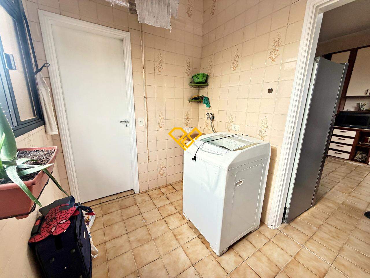 Apartamento para aluguel no Ponta da Praia: Área de serviço