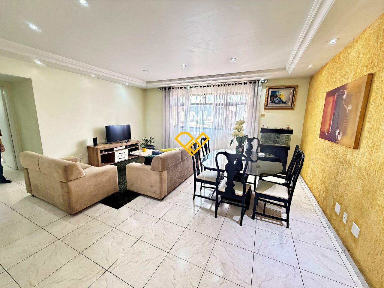 Apartamento para aluguel no Ponta da Praia: Sala
