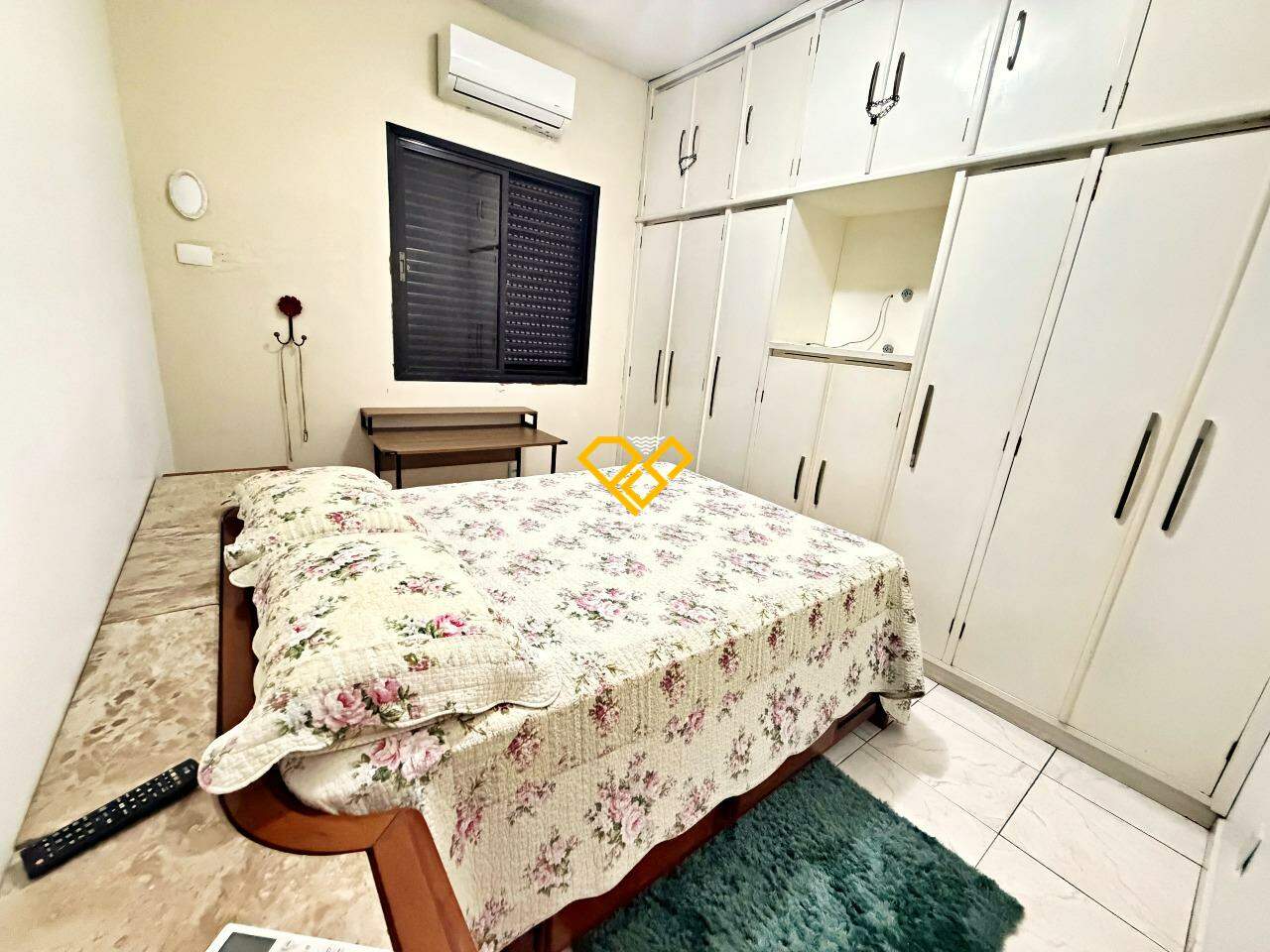Apartamento para aluguel no Ponta da Praia: Dormitório 1 - suíte