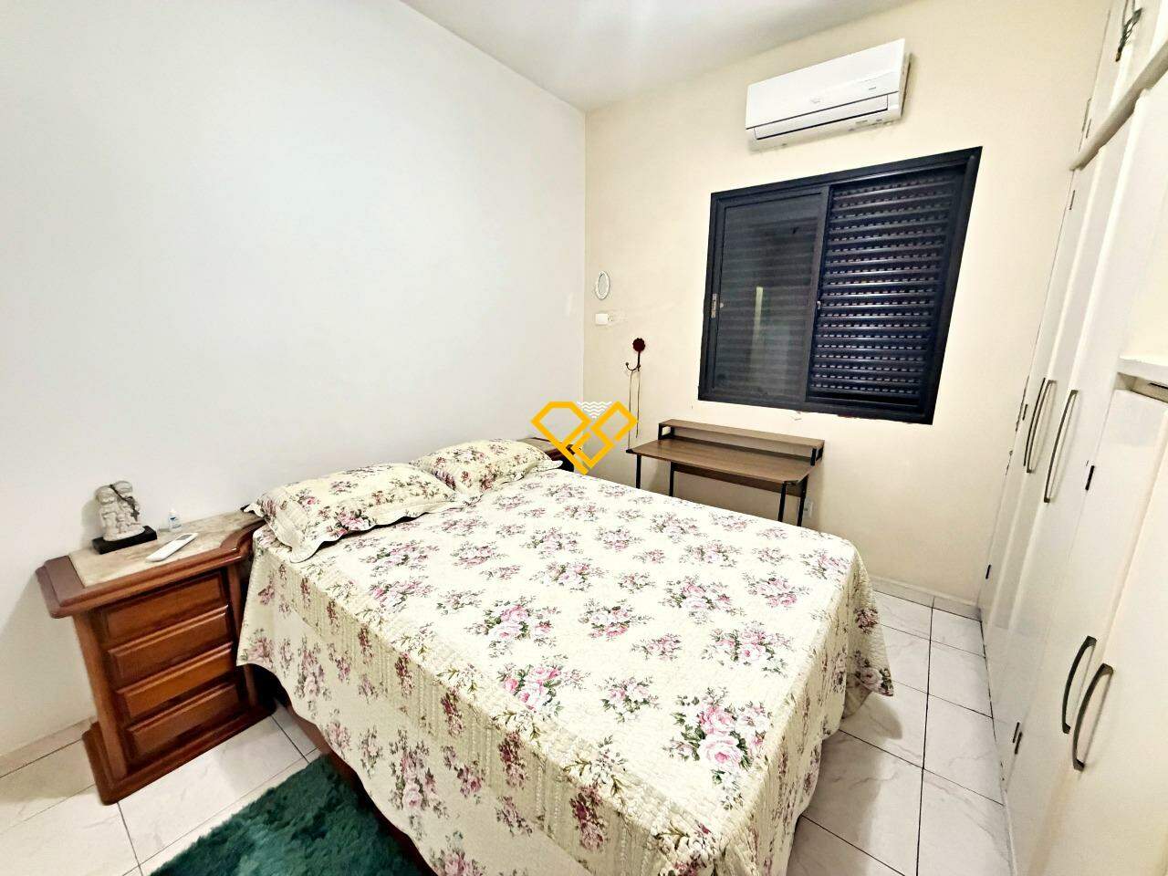 Apartamento para aluguel no Ponta da Praia: Dormitório 1 - suíte