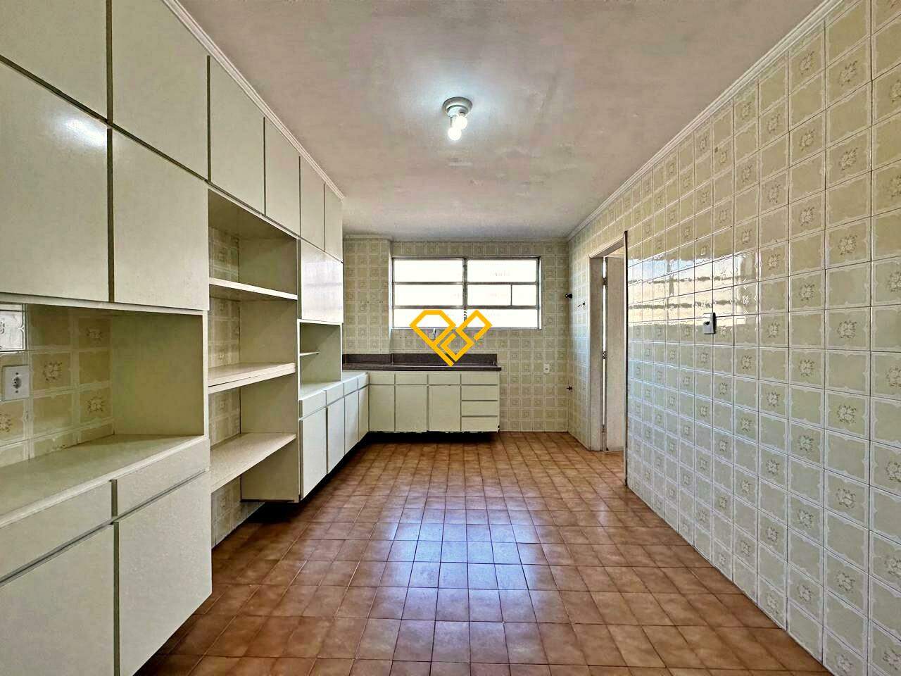 Apartamento à venda no Gonzaga: Cozinha