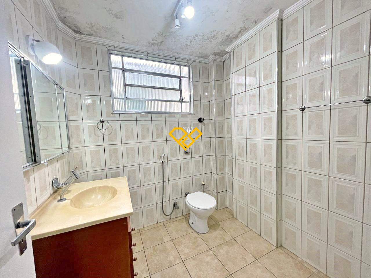 Apartamento para aluguel no Gonzaga: Wc social