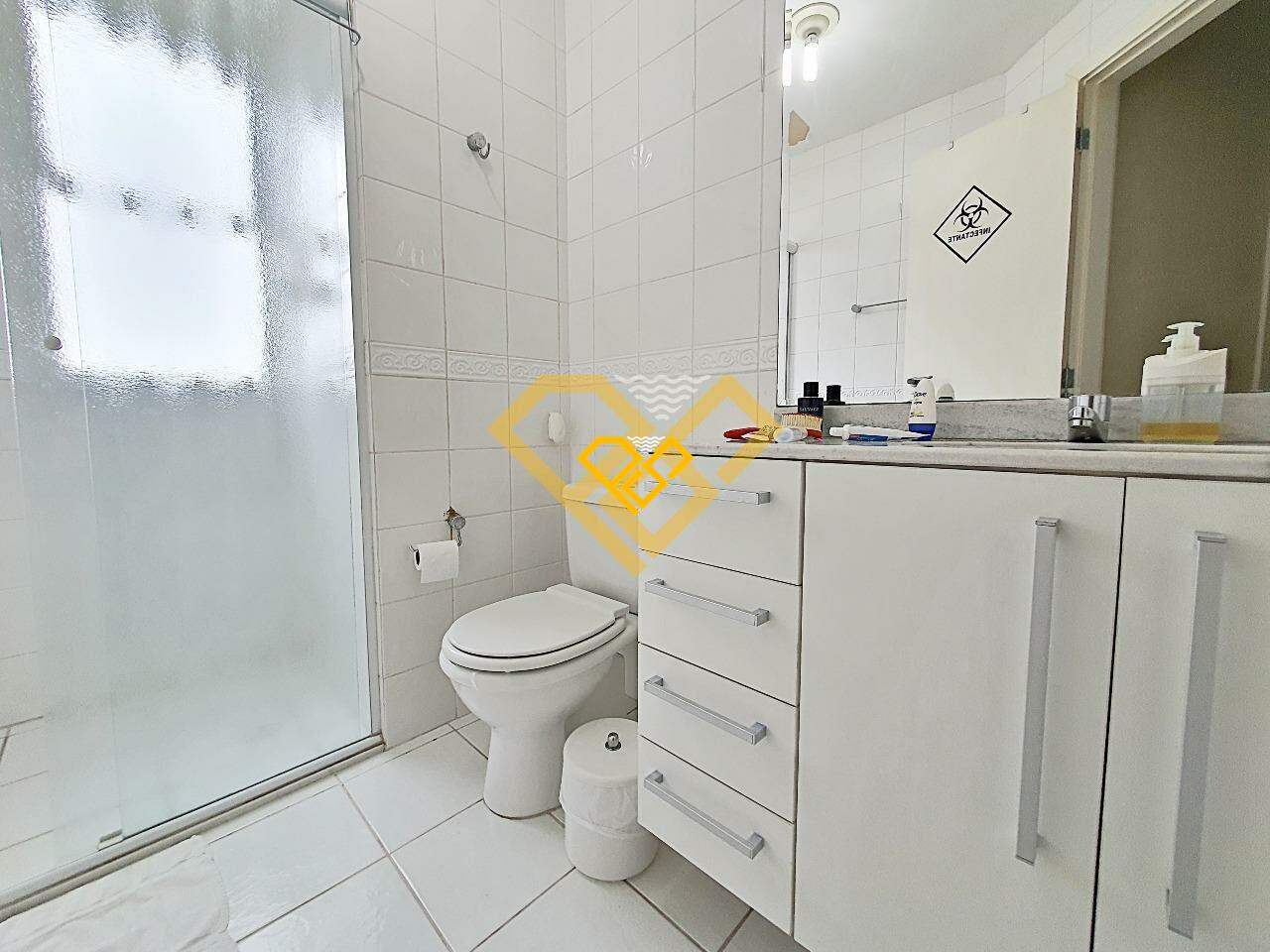 Apartamento para aluguel no Boqueirão: wc suíte
