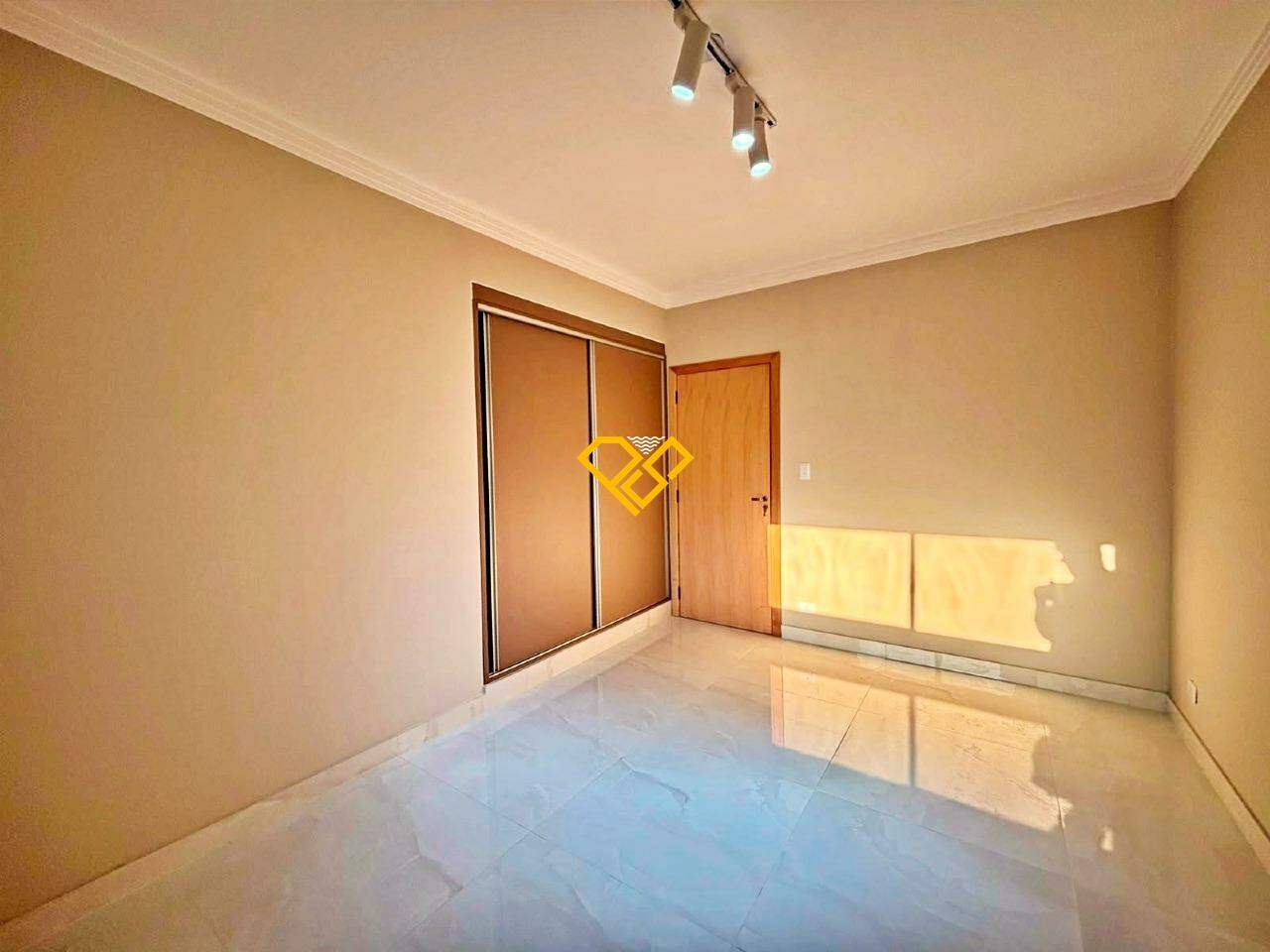 Apartamento para aluguel no José Menino: Dormitório 2